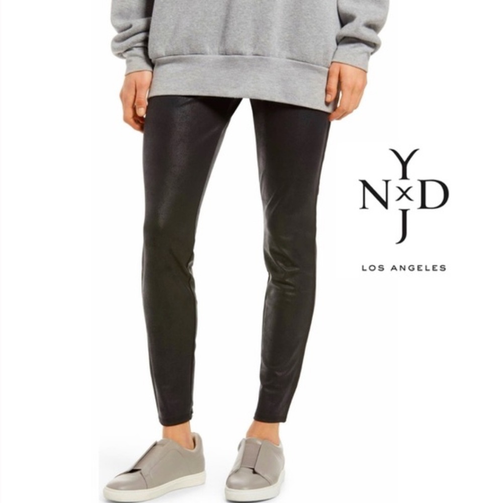 BOGO 🎉 NWT NYDJ Coated leggings